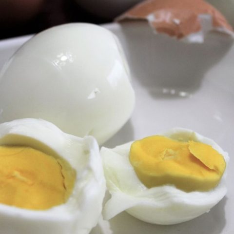 Hard boiled eggs in a bag, yes this exists : r/ofcoursethatsathing